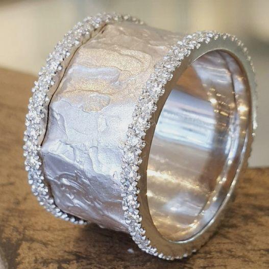 Anillo Plateado Grueso Vintage