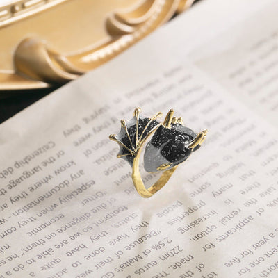 Anillo Ajustable Dragón con Esmalte Negro Pintado a Mano en Oro