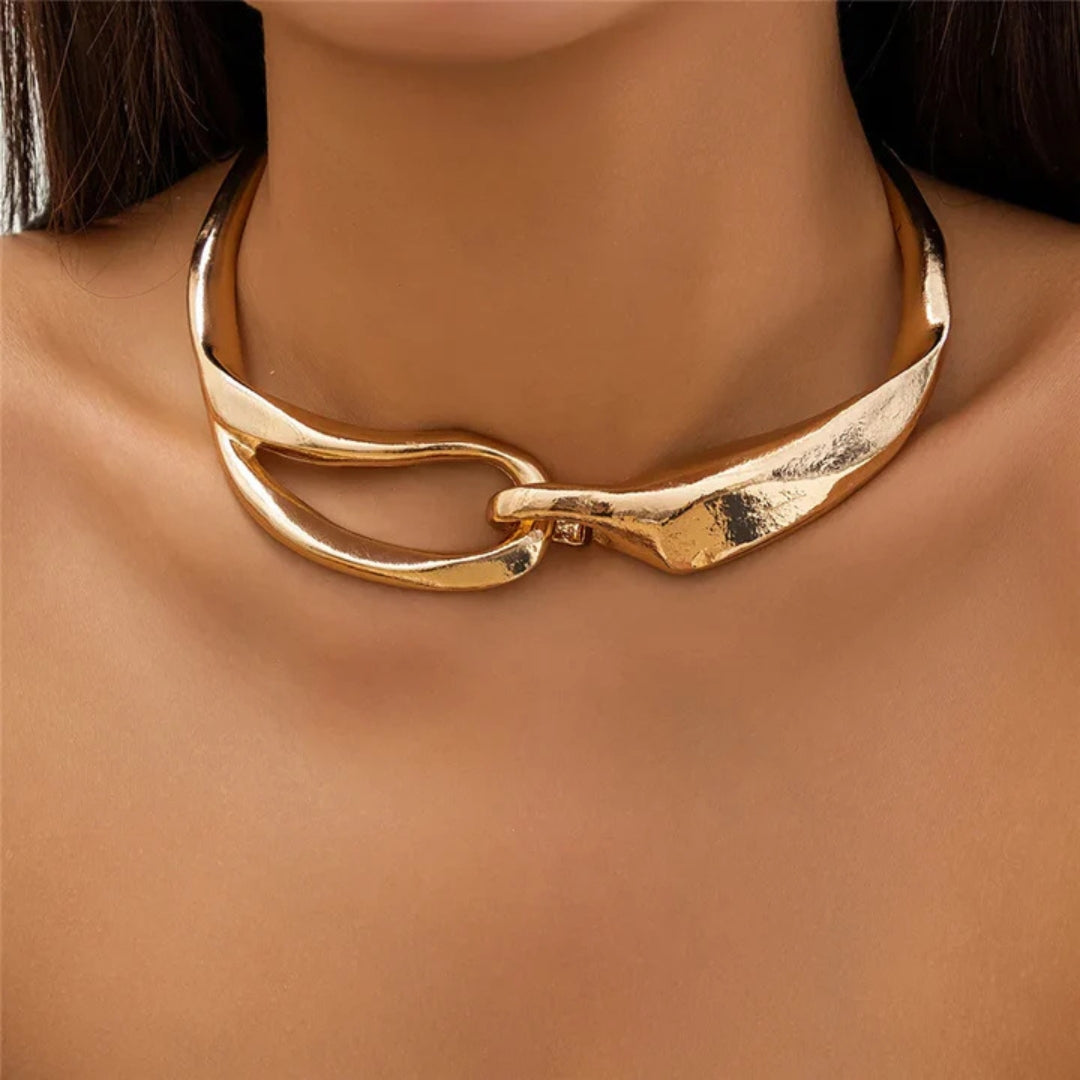 Collar Gancho Dorado Vintage
