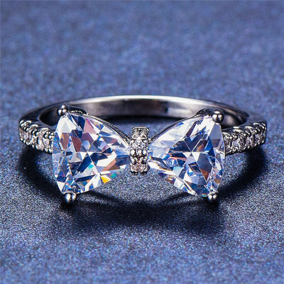 Anillo de Lazo con Piedras Preciosas
