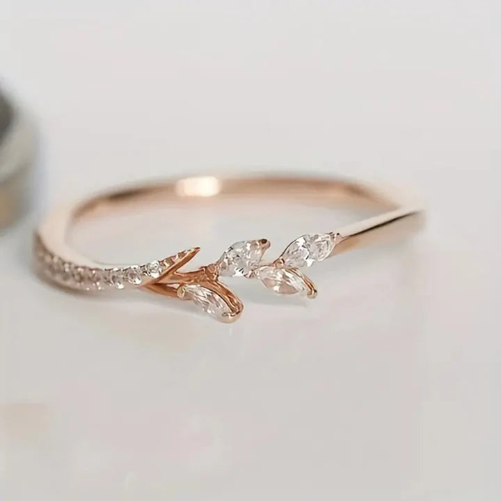 Anillo Rosado con Cristal Vintage