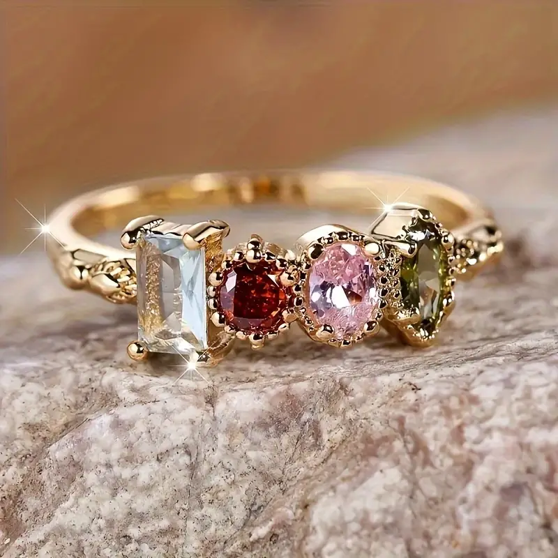 Anillo Floral de Cristal en Oro Vintage