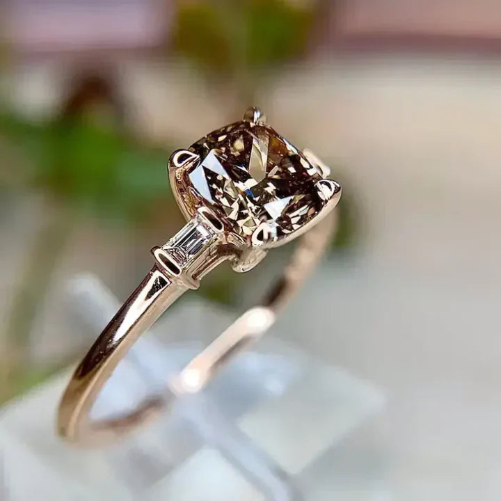 Anillo Cristalino Dorado Vintage