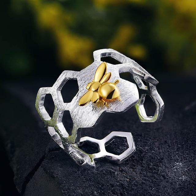 Anillo Panal de Abeja Ajustable en Plata